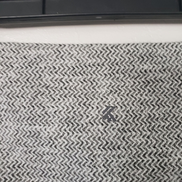 Kyodan Women's Medium Thick Fleece Grey Chevron Leggings Athletic Active - Picture 6 of 7